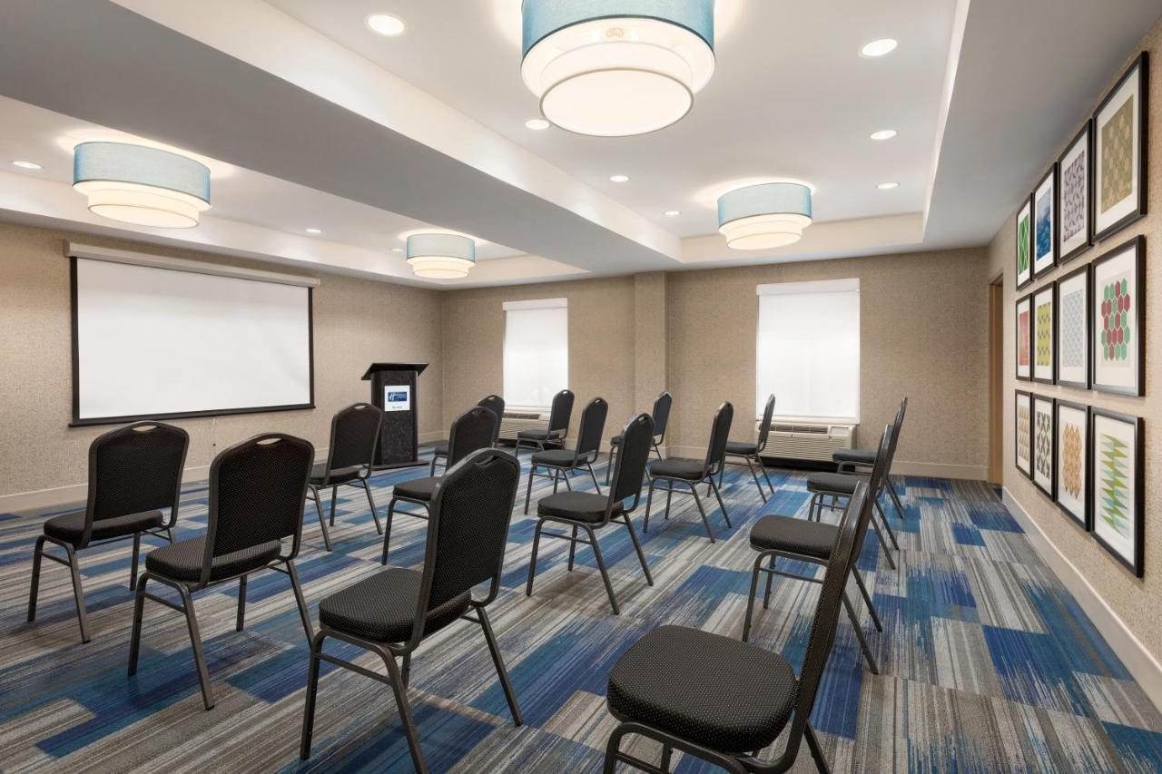 Holiday Inn Express & Suites Philadelphia - Mt Laurel By Ihg Mount Laurel Esterno foto